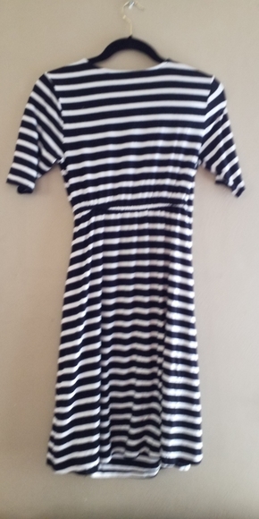 Old navy maternity part of 3 for  25 sale - Picture 3 of 3